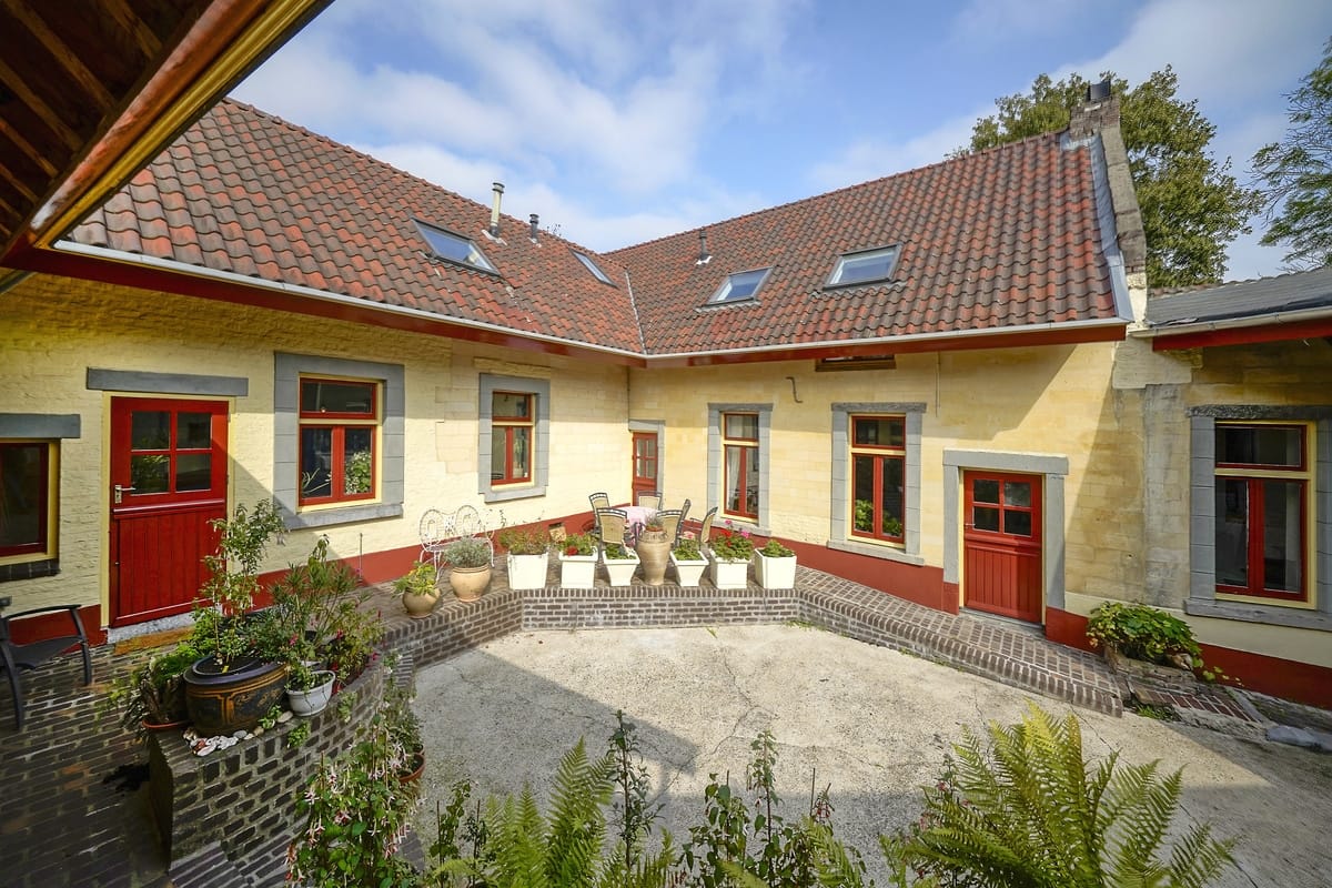 Marinus & Partners - MT100767 - 02