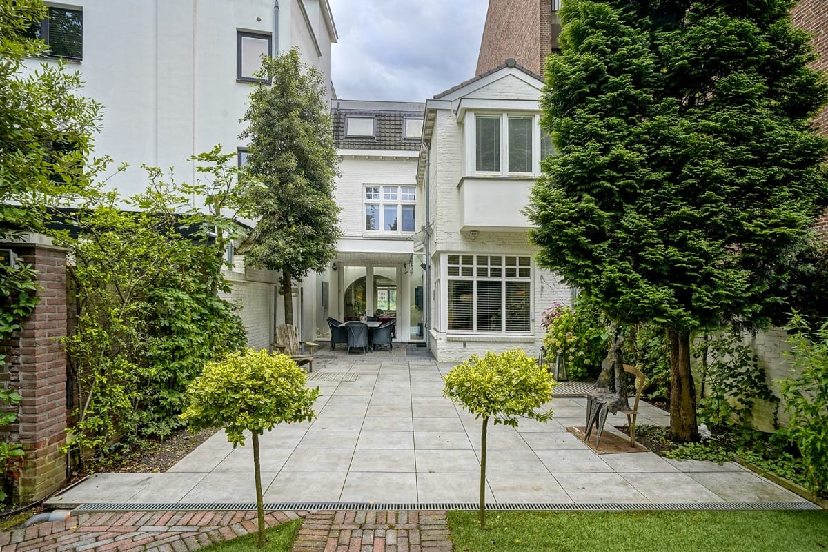 Marinus & Partners - MT100662 - 01