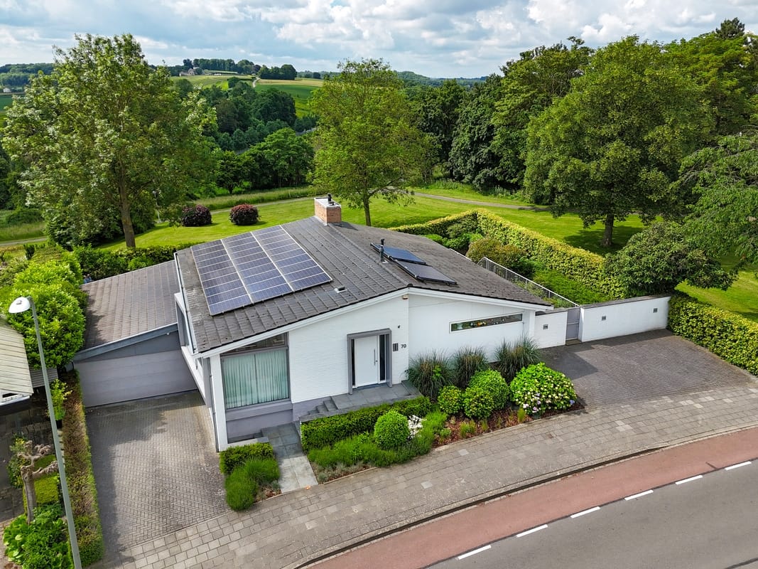 Marinus &amp; Partners - MT100737 - 02