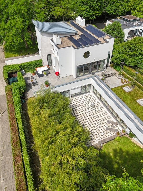 Marinus & Partners - MT100745 - 18