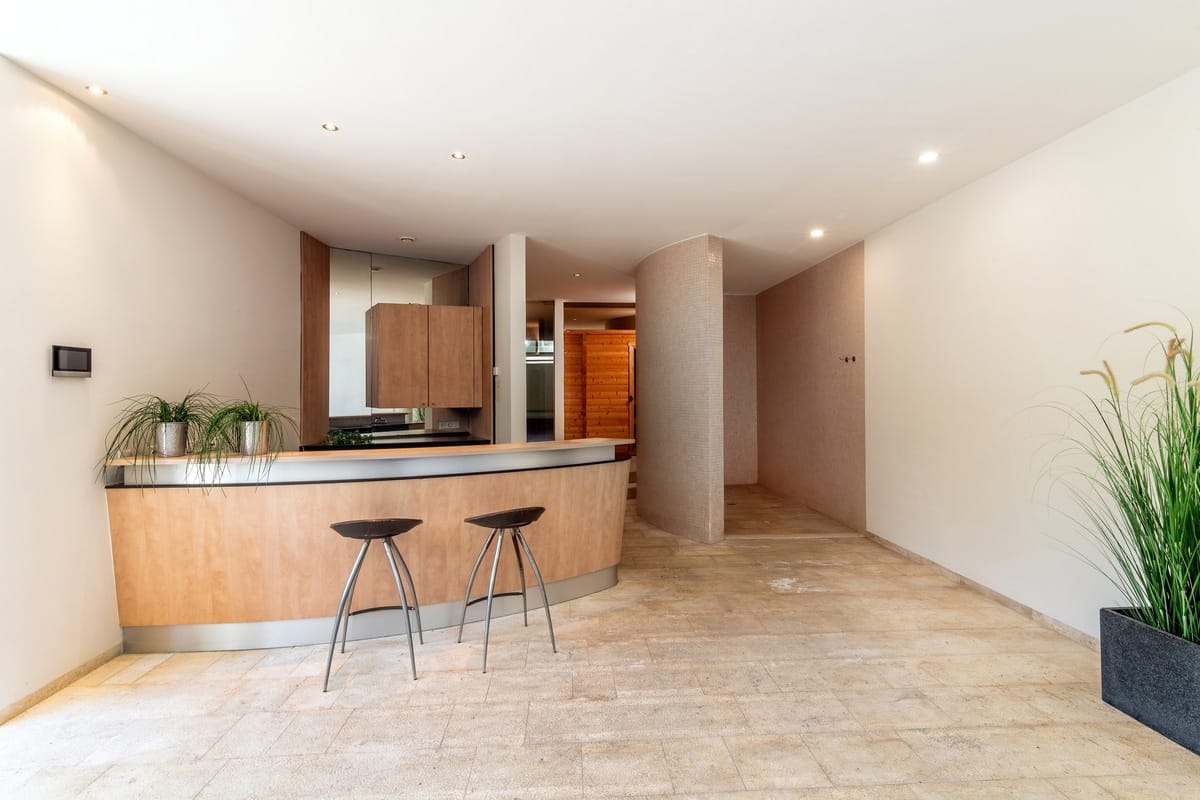 Marinus & Partners - MT100745 - 24