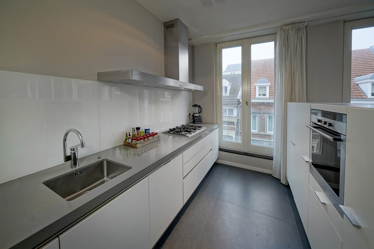 Marinus & Partners - MT100870 - 06