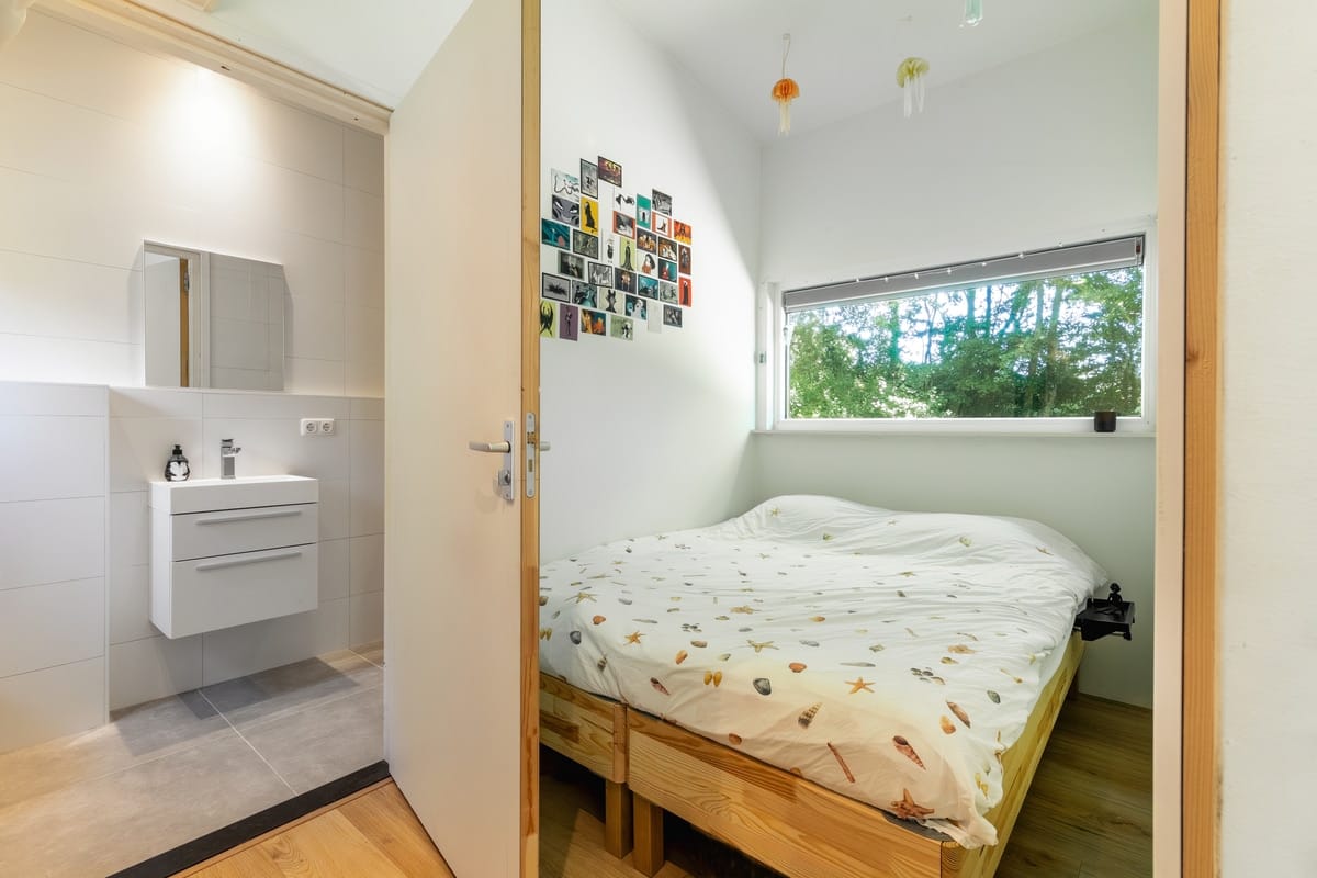 Marinus & Partners - MT100910 - 10