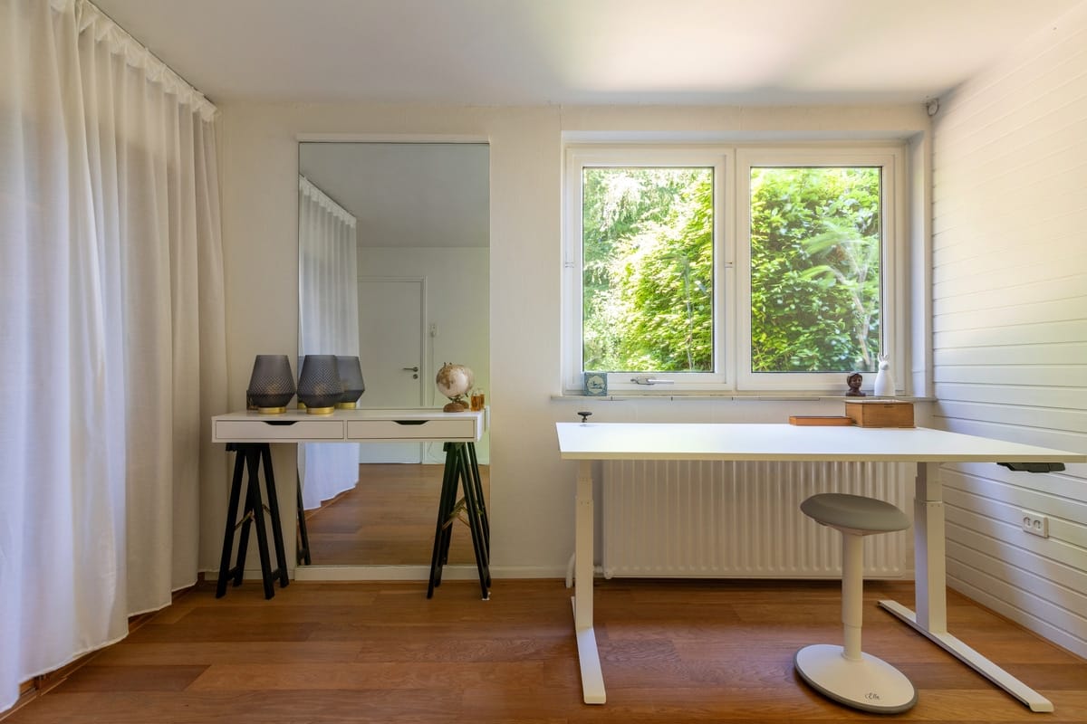 Marinus & Partners - MT100910 - 18