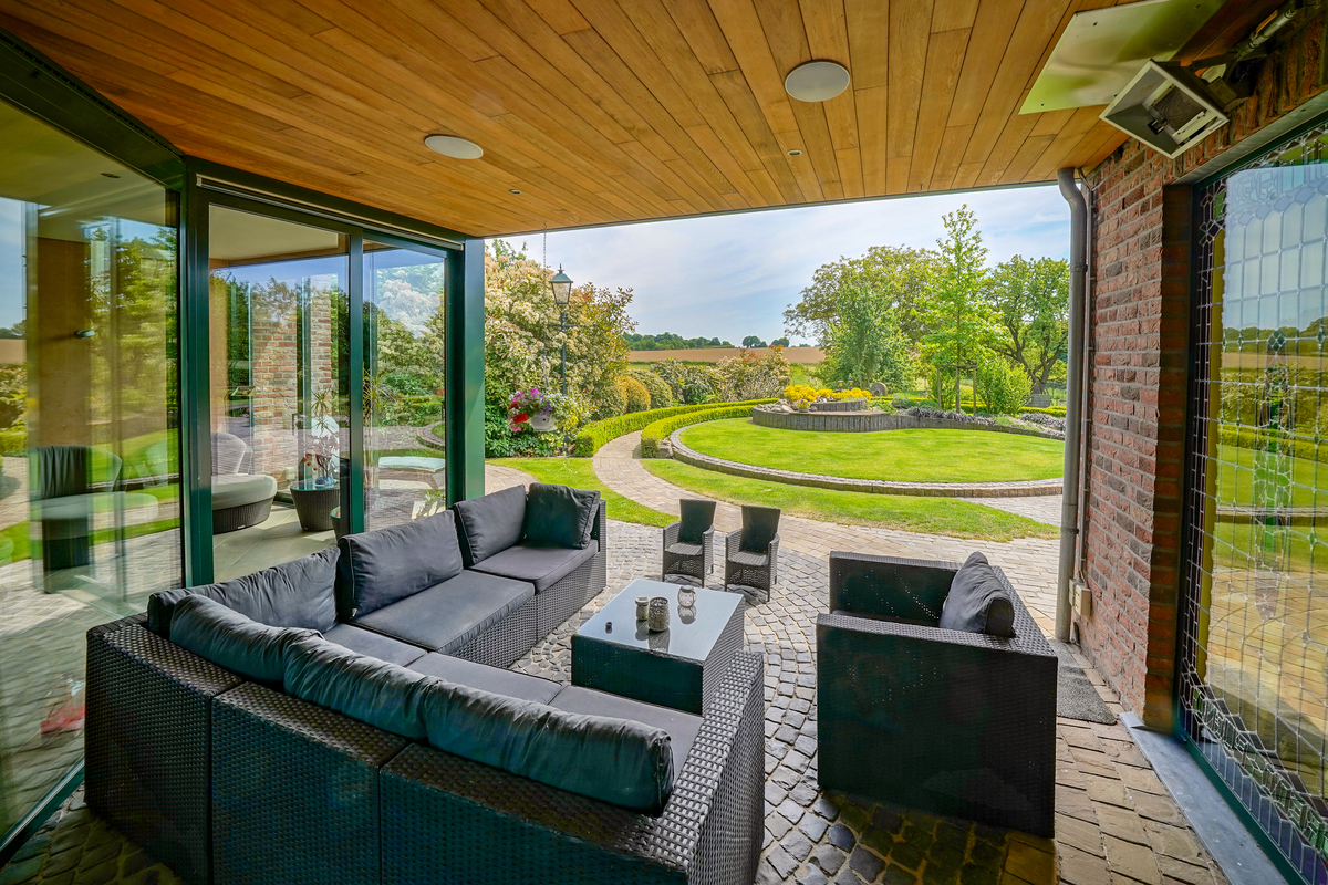 Marinus & Partners - MT100850 - 27