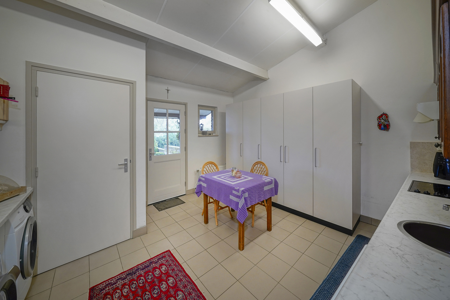 Marinus & Partners - MT100850 - 45