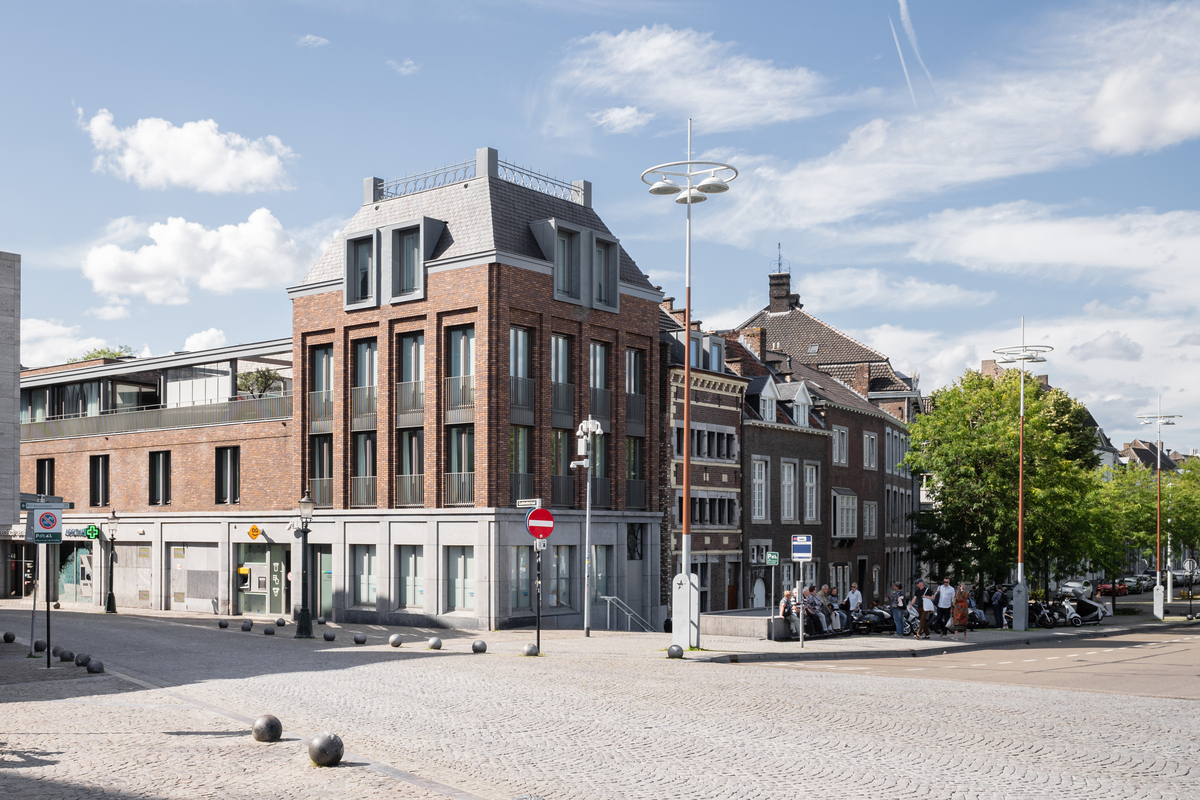 Marinus & Partners - MT100869 - 01