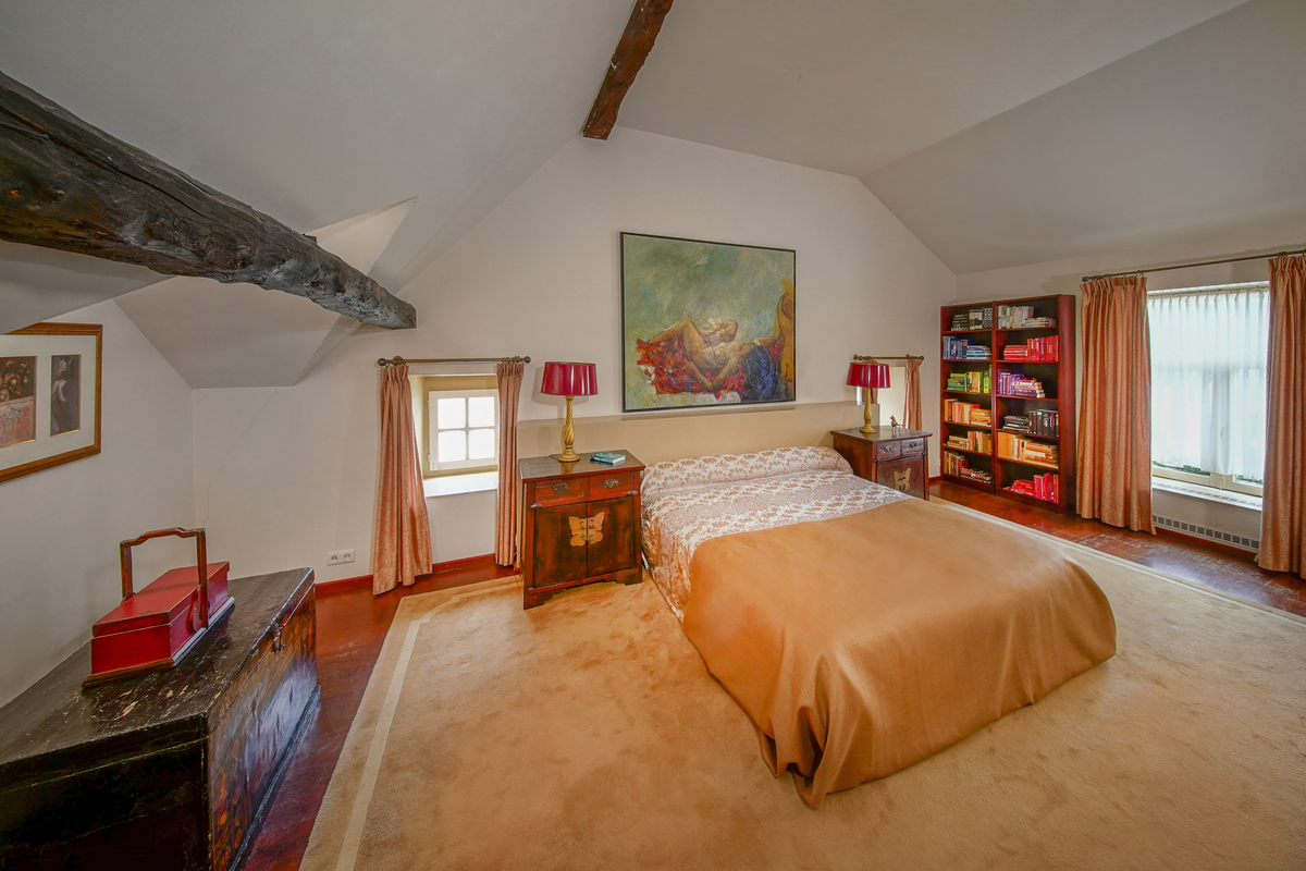 Marinus & Partners - MT100878 - 12