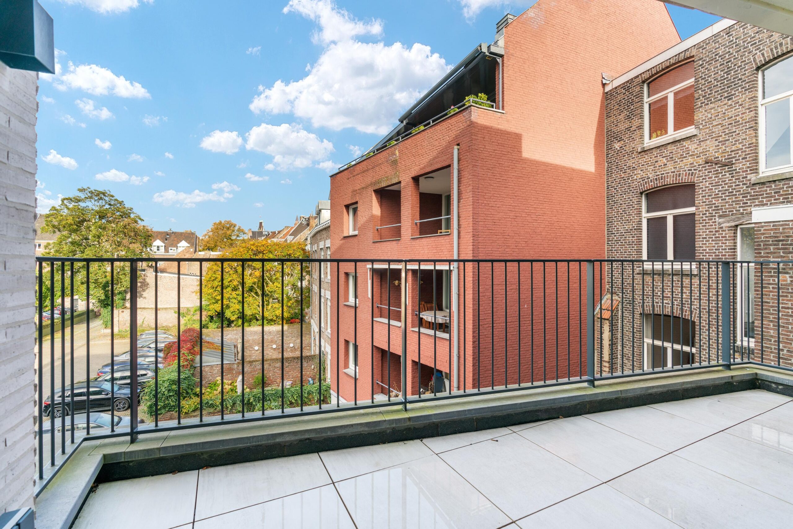 Marinus & Partners - MT100893 - 08