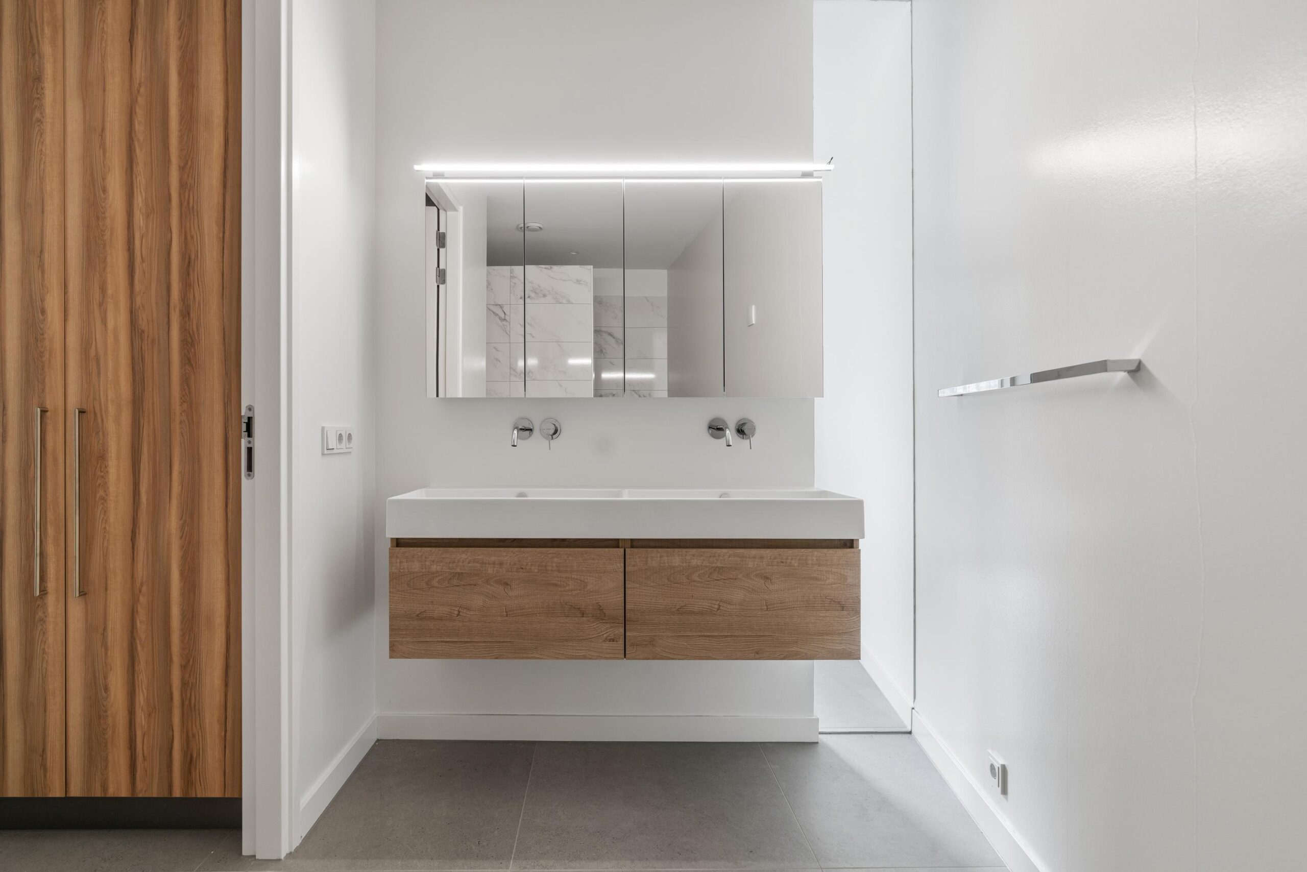 Marinus & Partners - MT100893 - 19