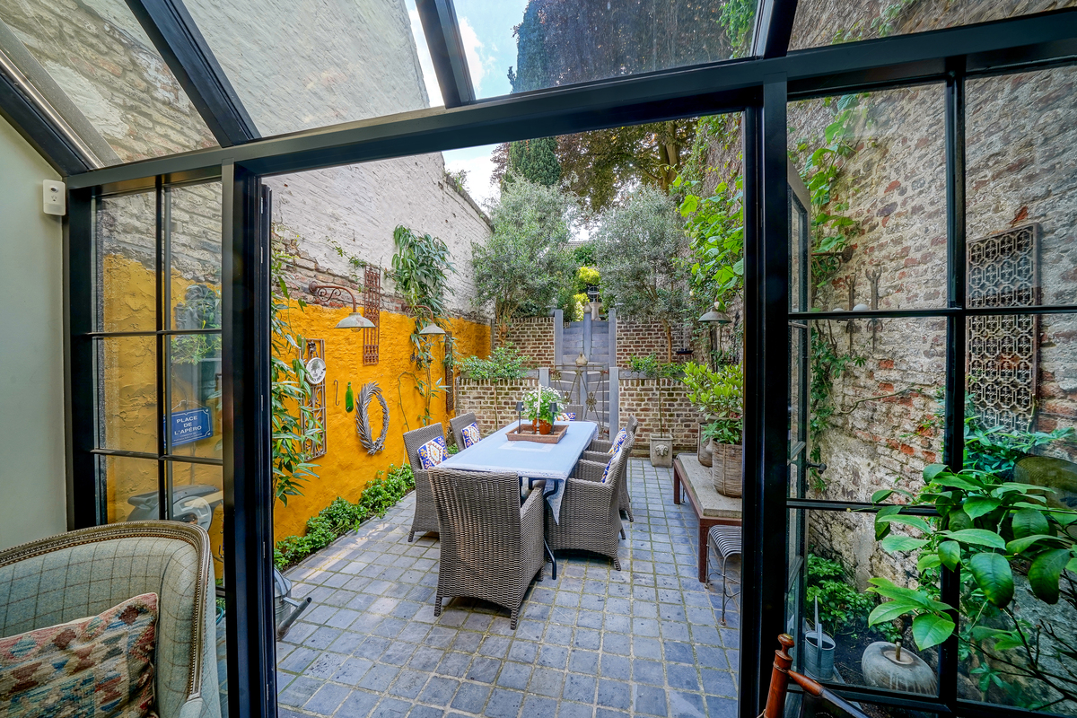 Marinus & Partners - MT100906 - 03