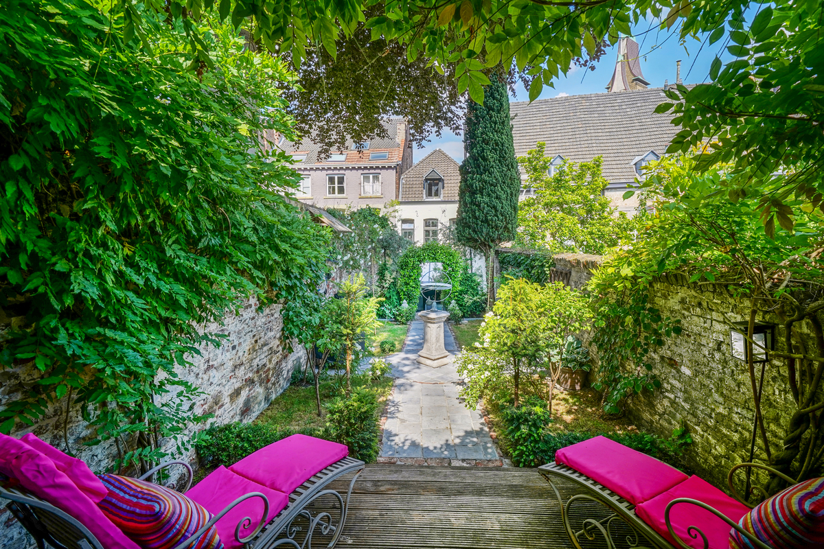 Marinus & Partners - MT100906 - 11