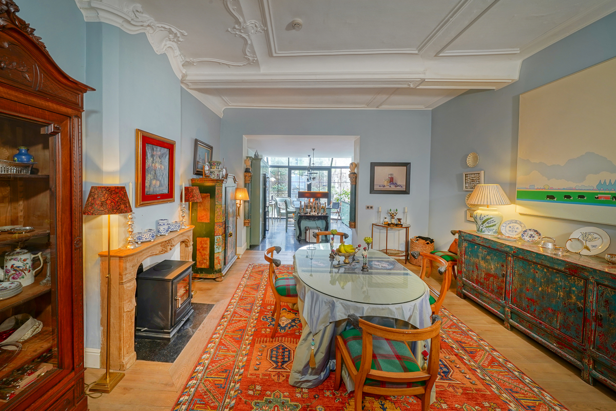 Marinus & Partners - MT100906 - 21