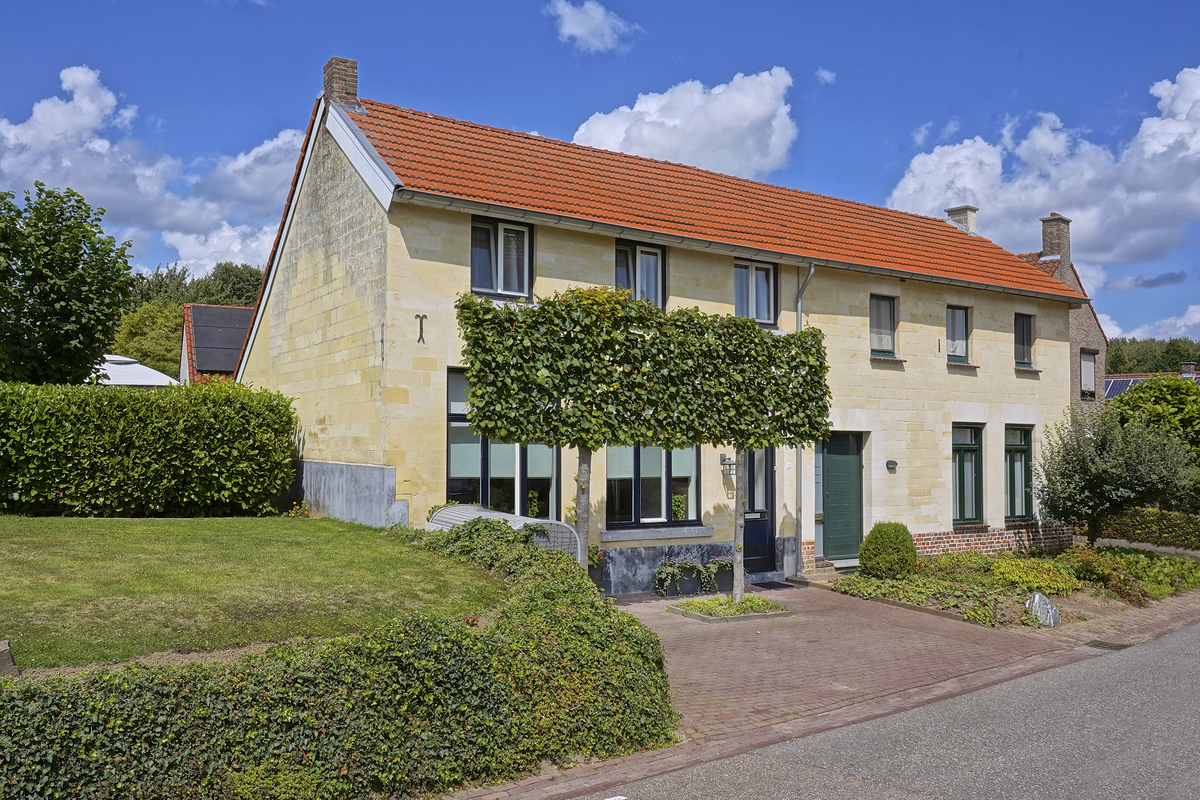 Marinus & Partners - MT100907 - 01