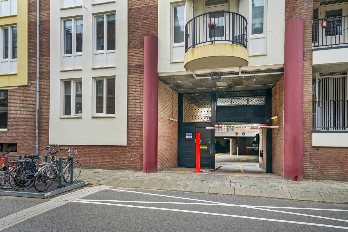 Marinus & Partners - MT101021 - 01