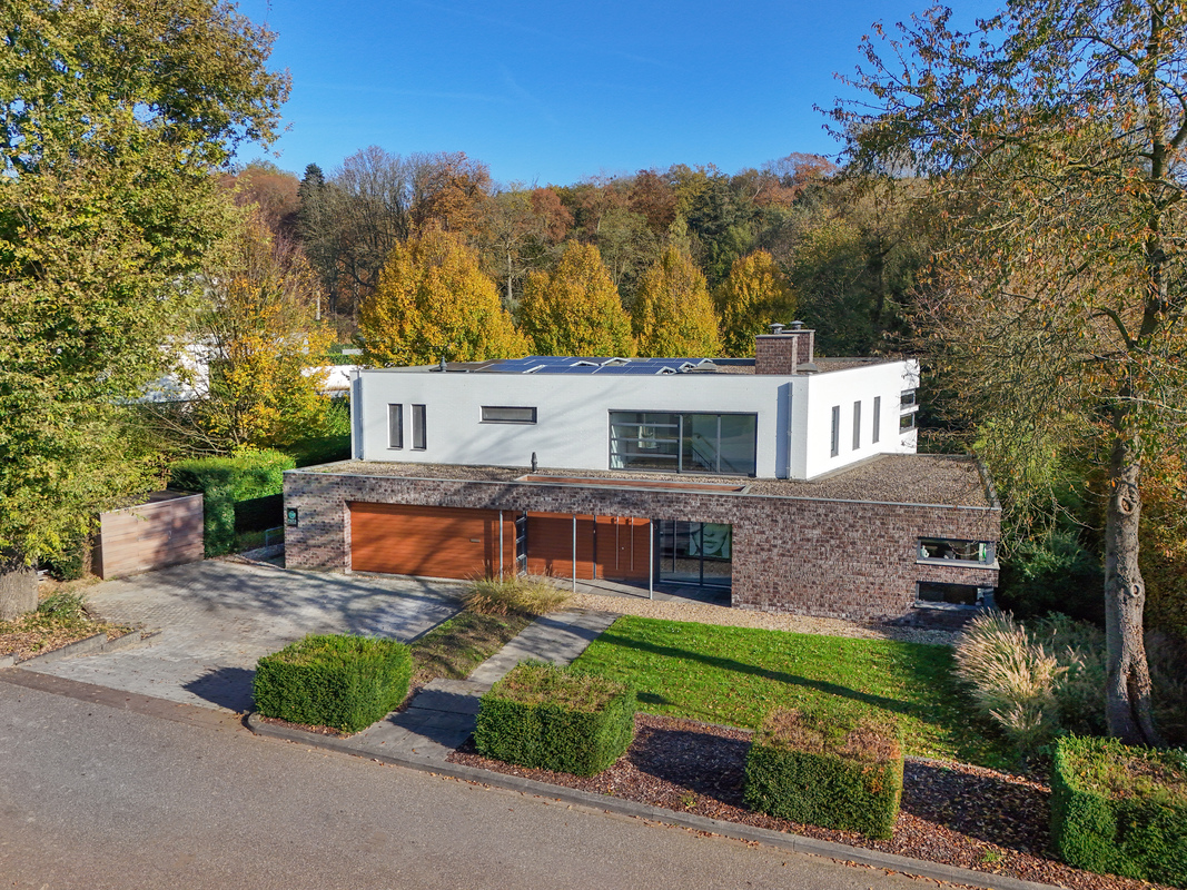 Marinus & Partners - MT100843 - 01