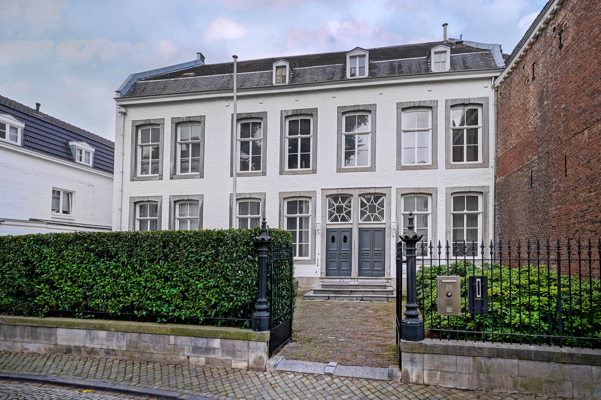 Marinus & Partners - MT100898 - 06