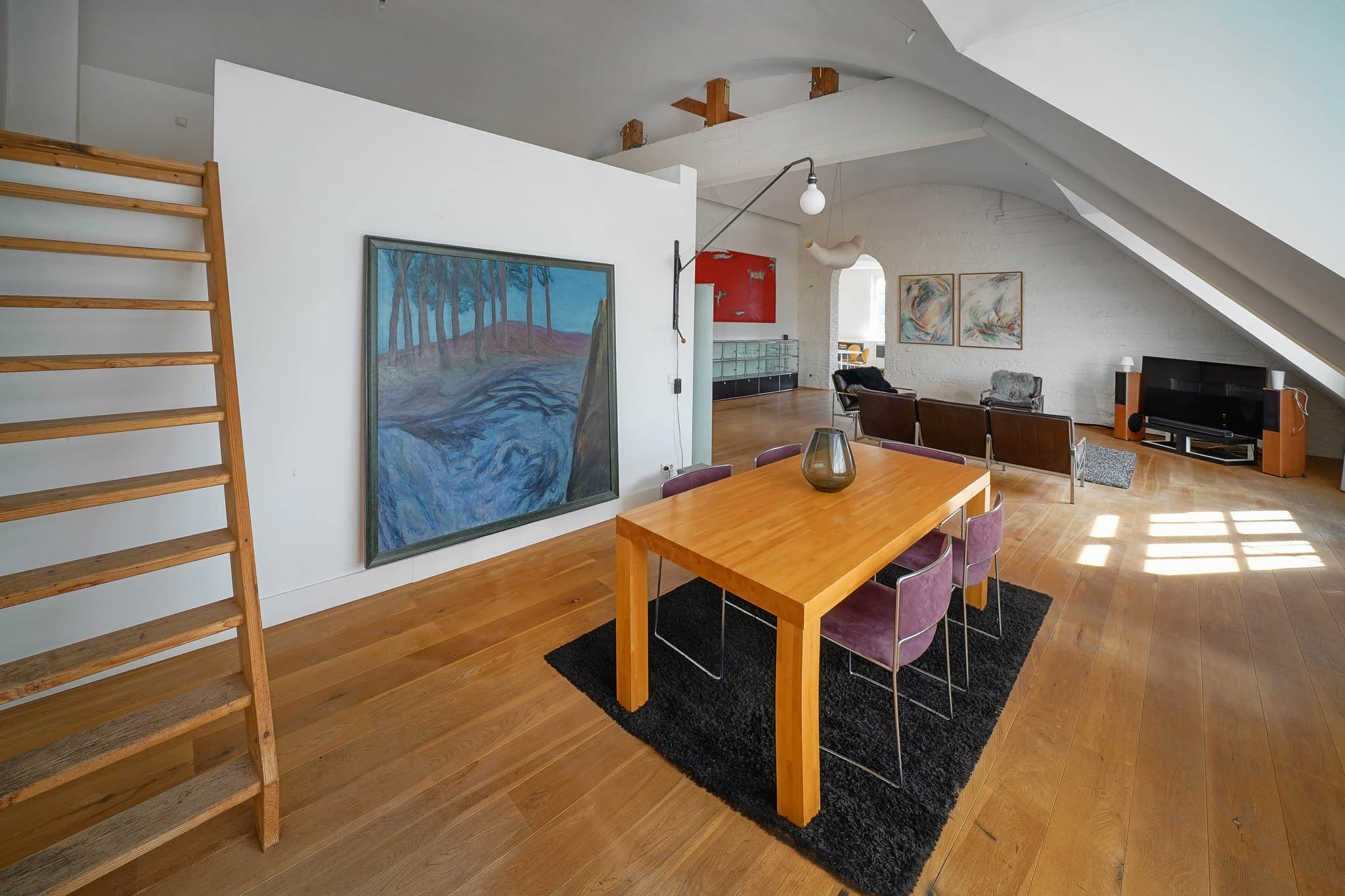 Marinus & Partners - MT100898 - 35