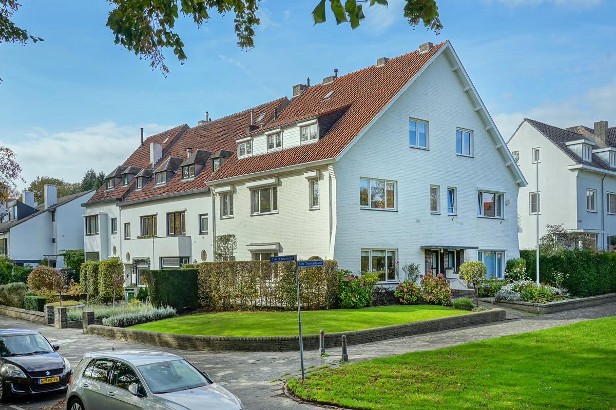 Marinus & Partners - MT100930 - 01