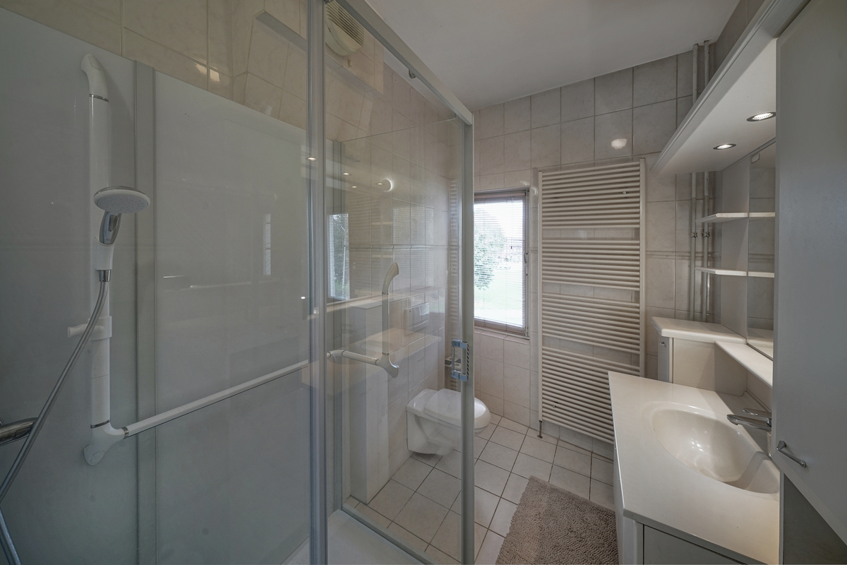 Marinus & Partners - MT100930 - 15